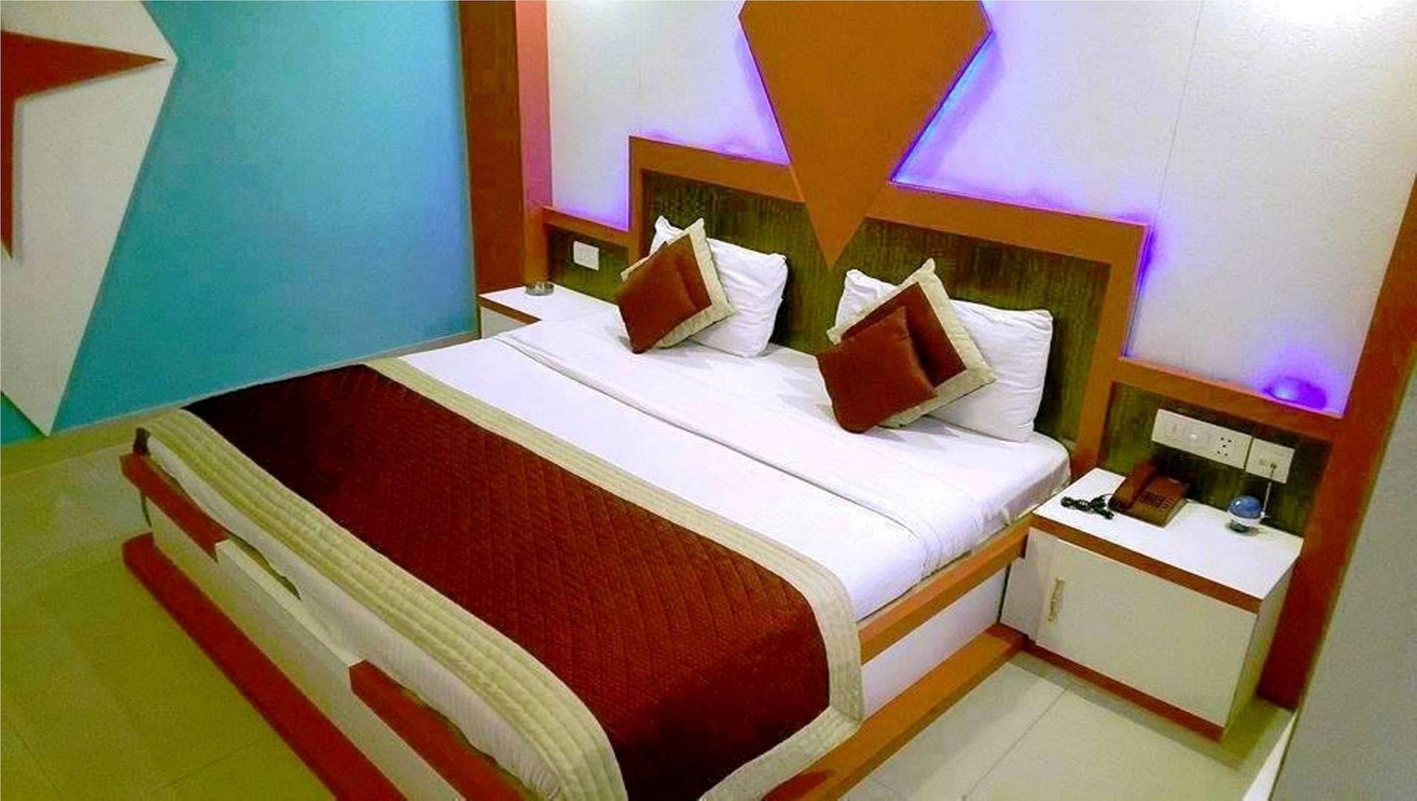 Airport Hotel Vishal Residency Ню Делхи Екстериор снимка