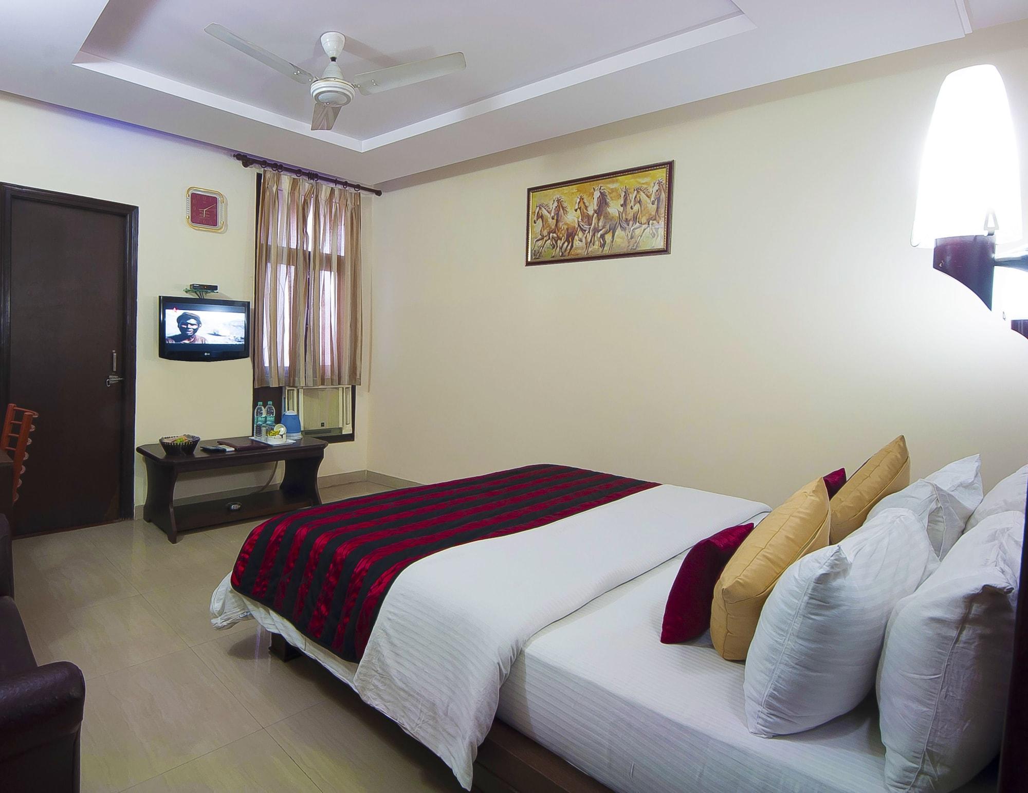 Airport Hotel Vishal Residency Ню Делхи Екстериор снимка