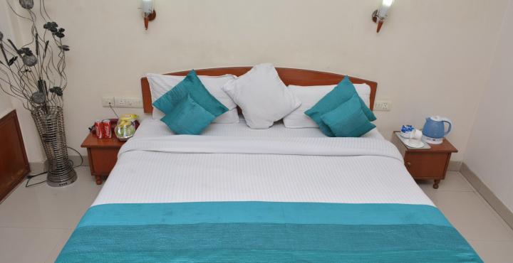 Airport Hotel Vishal Residency Ню Делхи Екстериор снимка